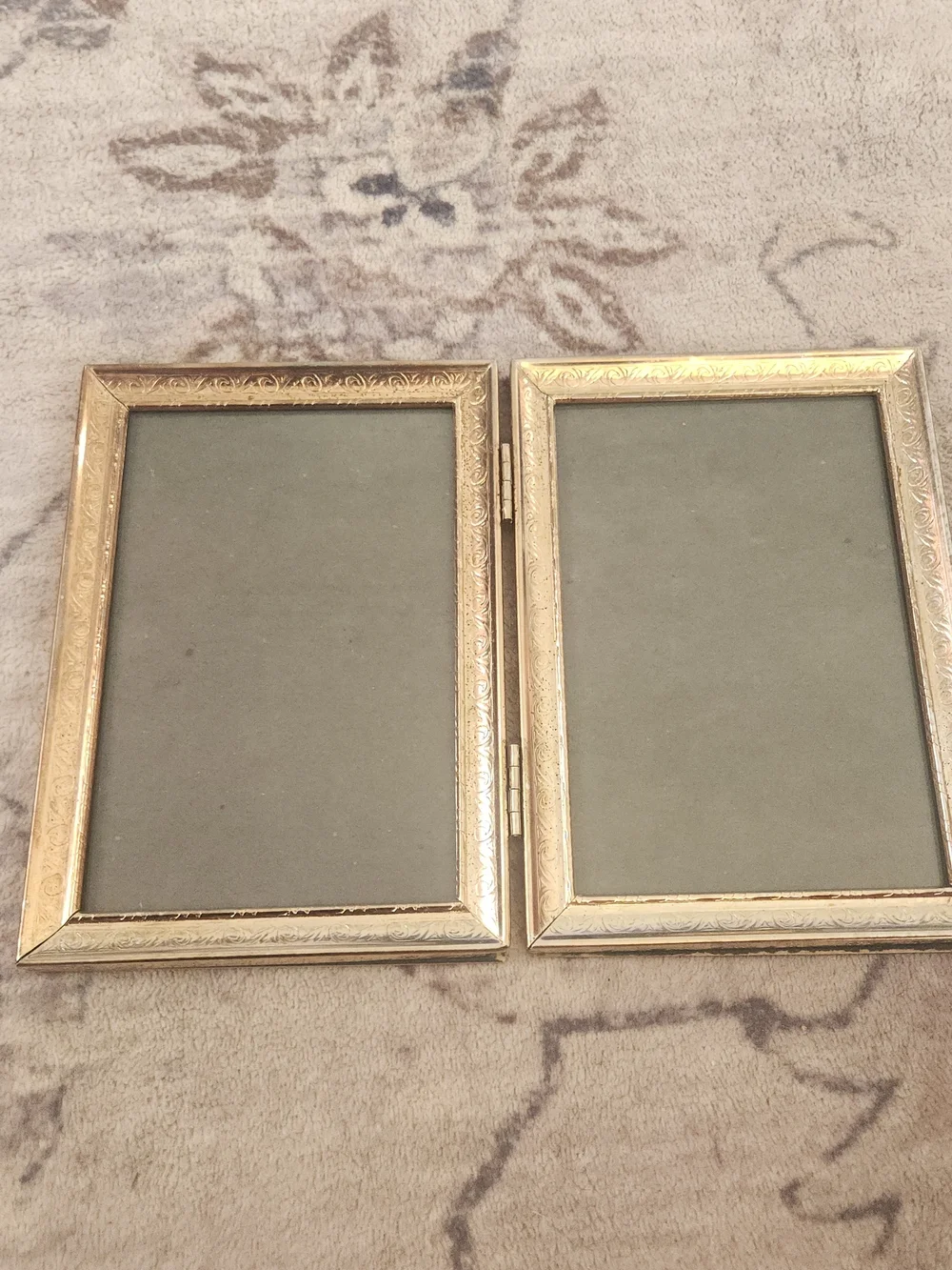 N/A classic gold